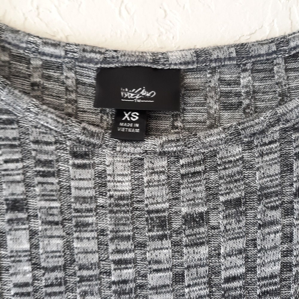 NWOT Mossimo Sleeveless Textured Tunic - Picture 4 of 4